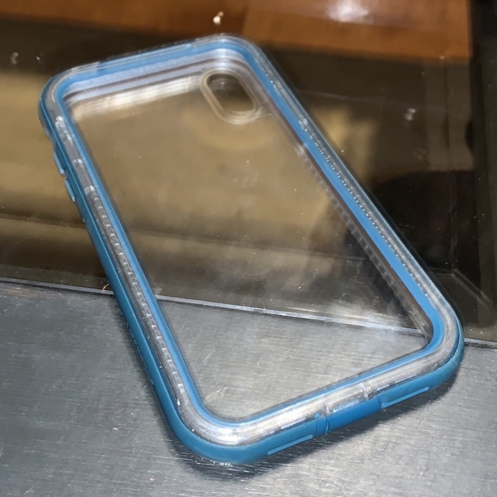 LifeProof IPhone XR case